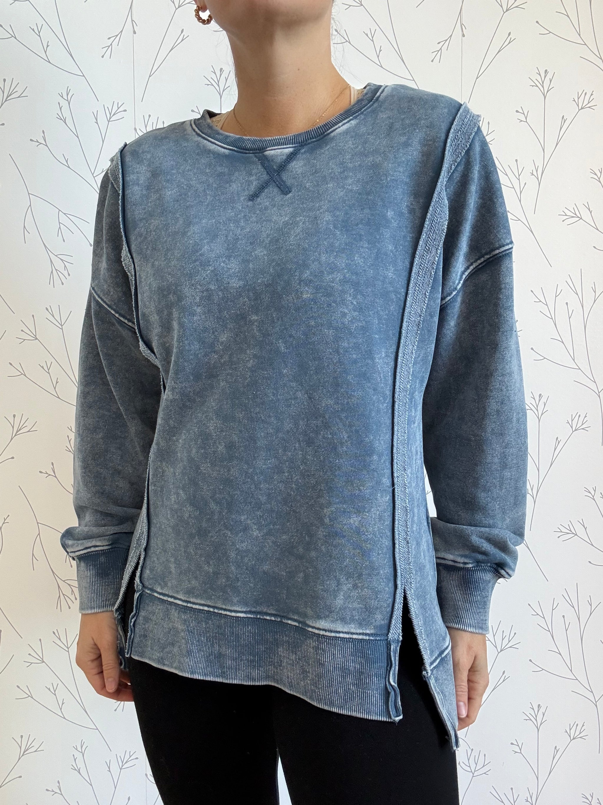 Mindy Mineral Wash Crewneck