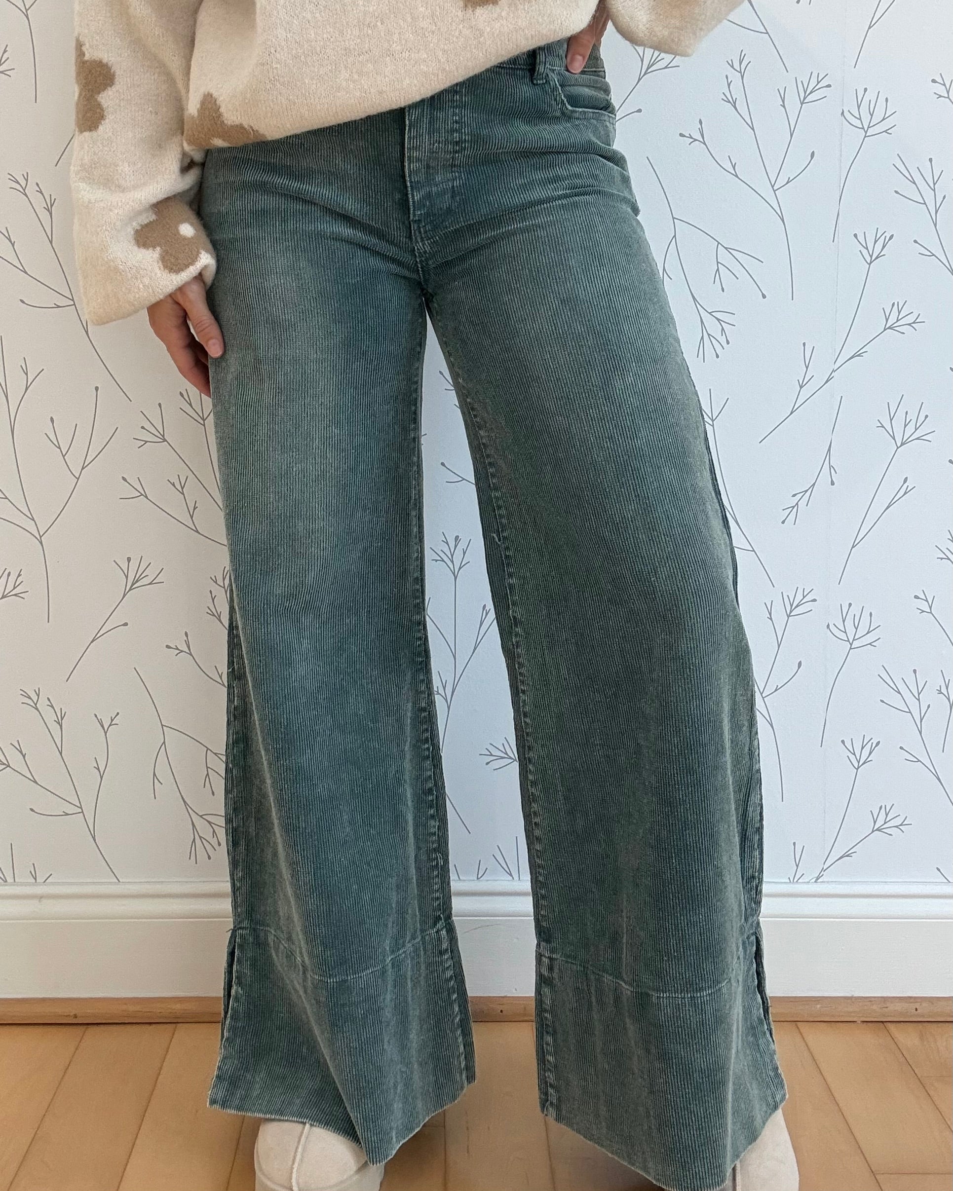 Cora Corduroy Pants