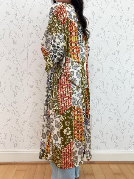 Vibrant Printed Waist Tie Kimono