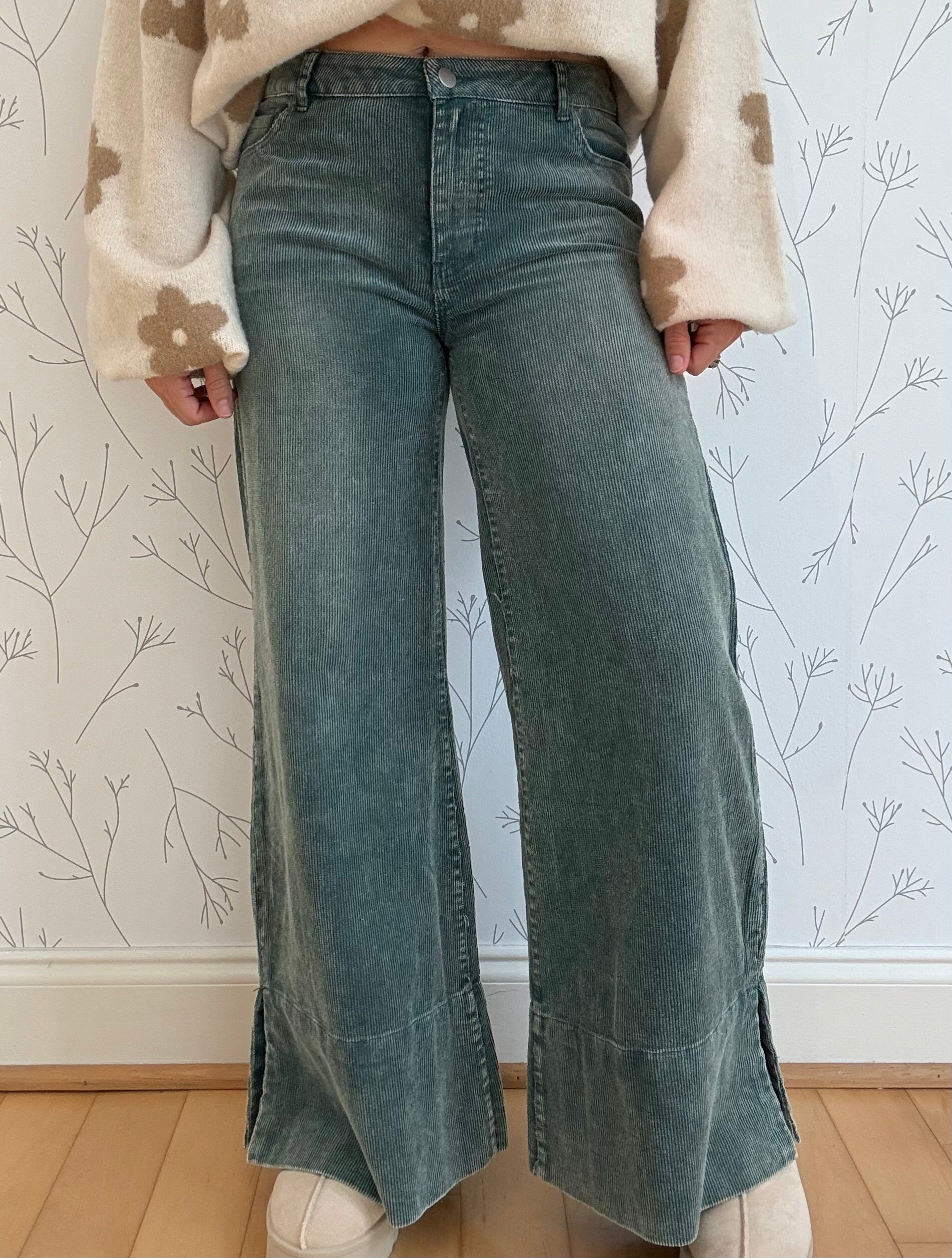 Cora Corduroy Pants