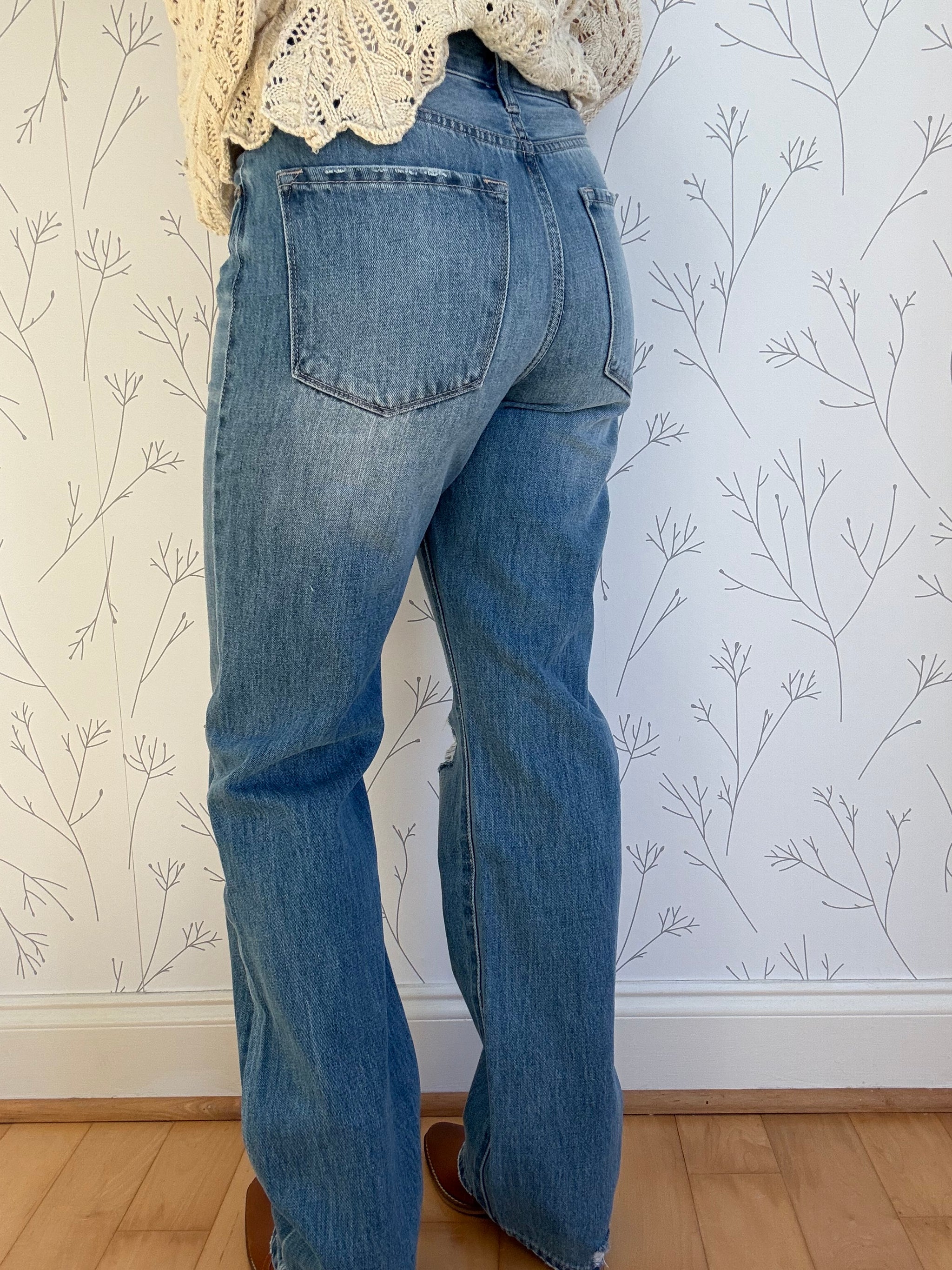 High Rise 90's Straight Fit Jeans