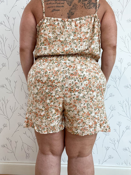 Ditsy Floral Button Detail Ruffle Tank Romper - Plus
