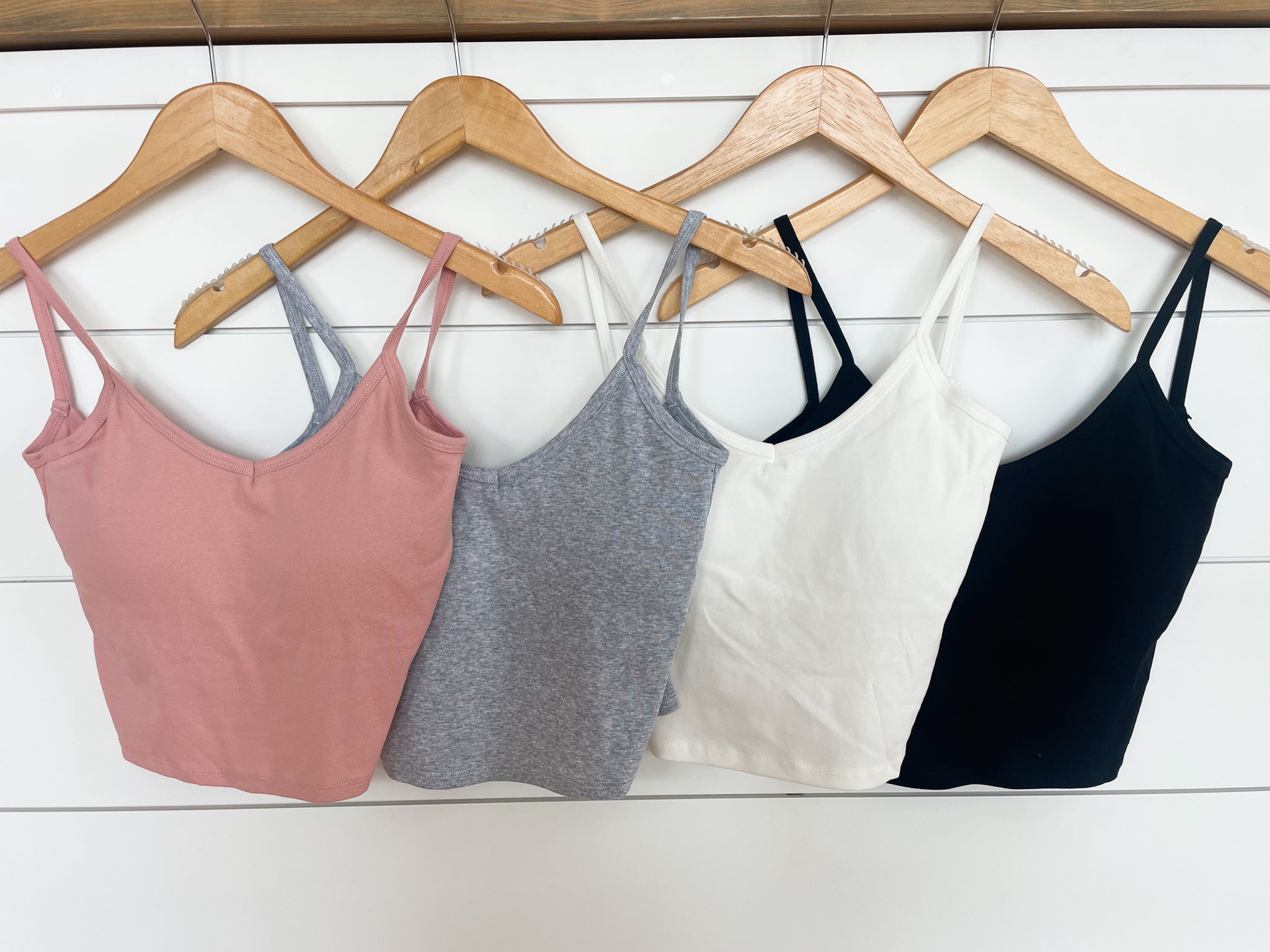 Solid Basic Cropped Cami W/Removable Pads