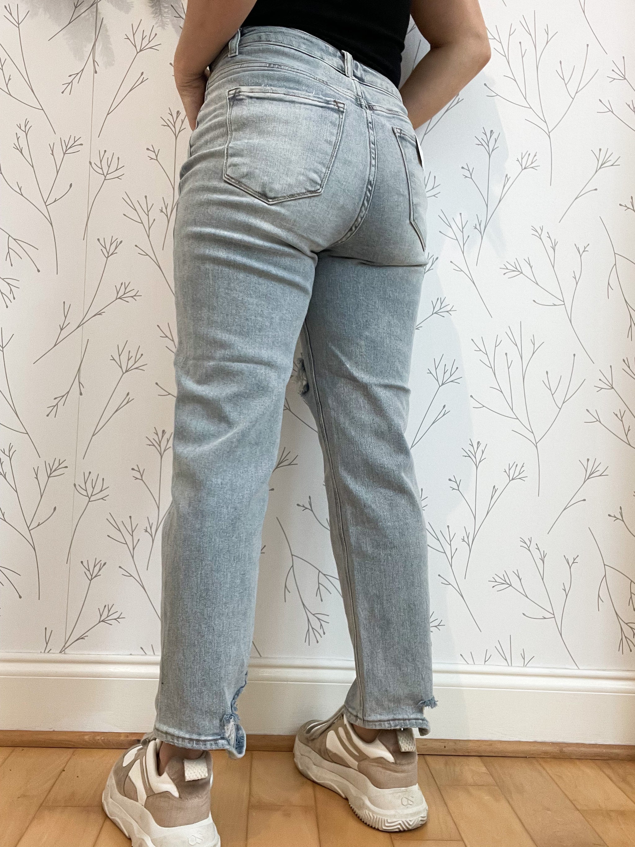 Sophia Straight Jeans
