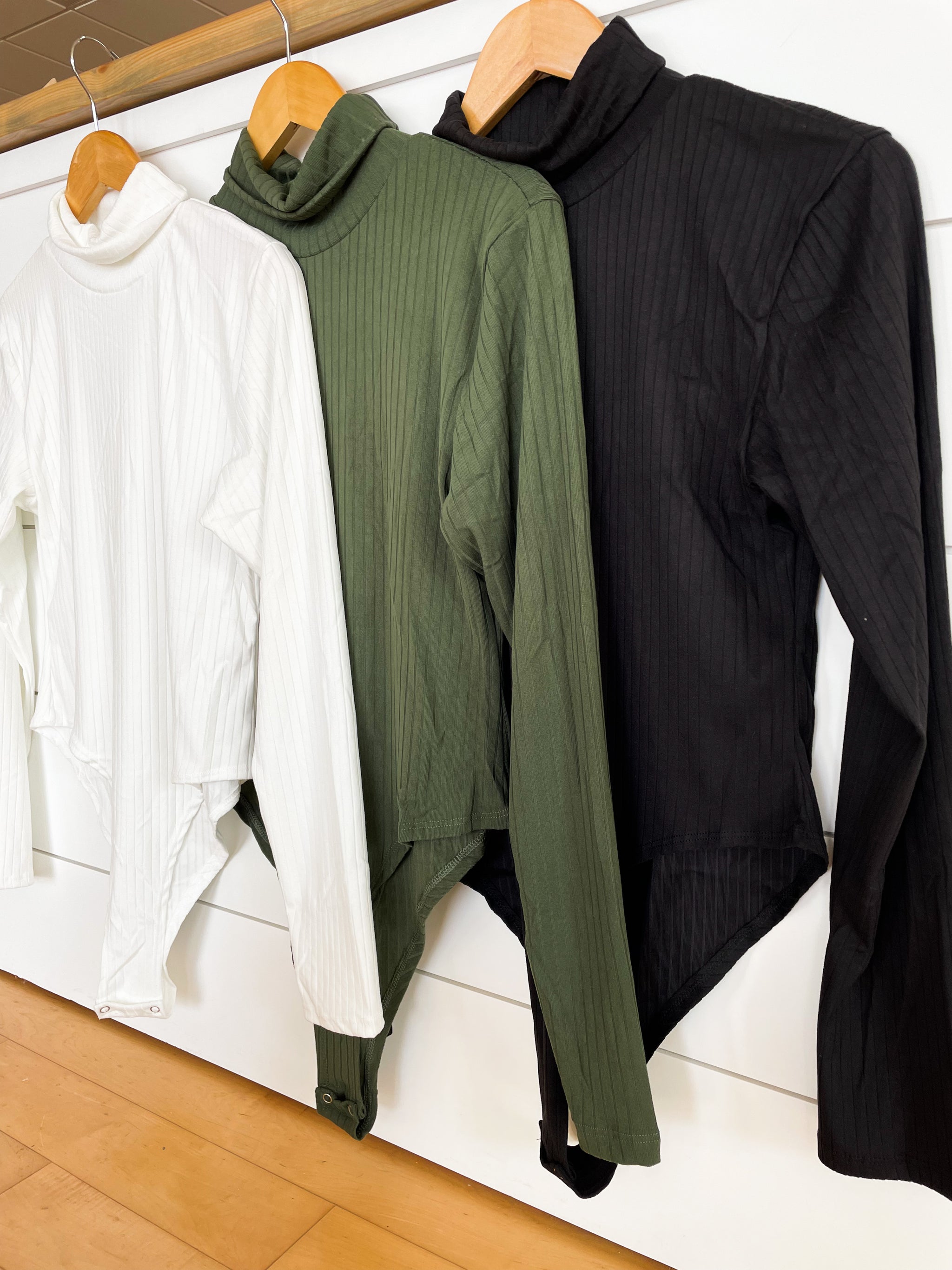 Ribbed Turtle Neck Long Sleeve Bodysuit - Plus